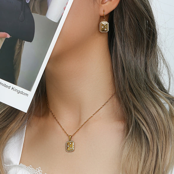 Lyra Pendant Earrings in Gold - Deja Vu Apothecary