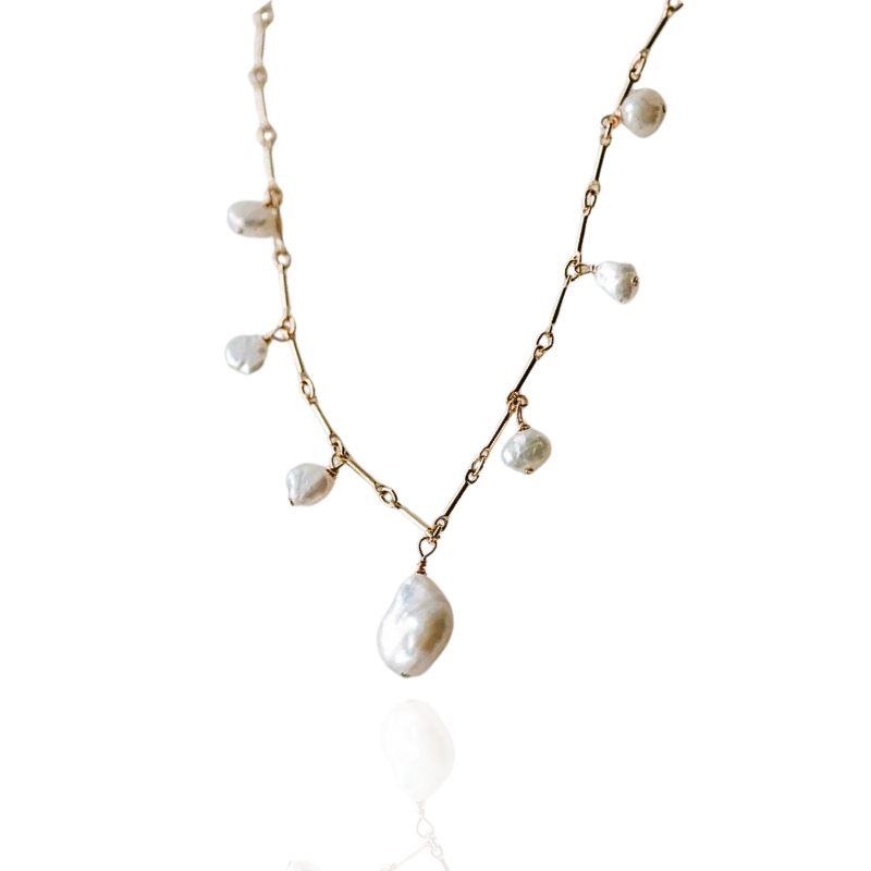 Eva Pearl Necklace