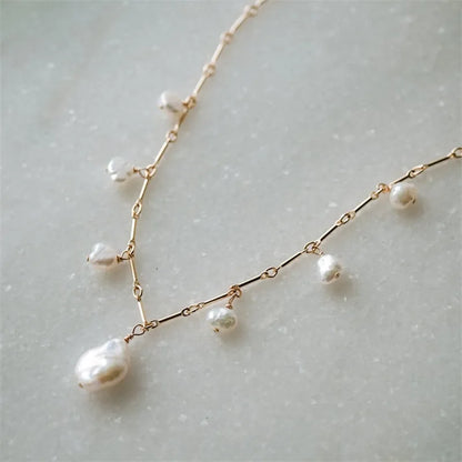 Eva Pearl Necklace