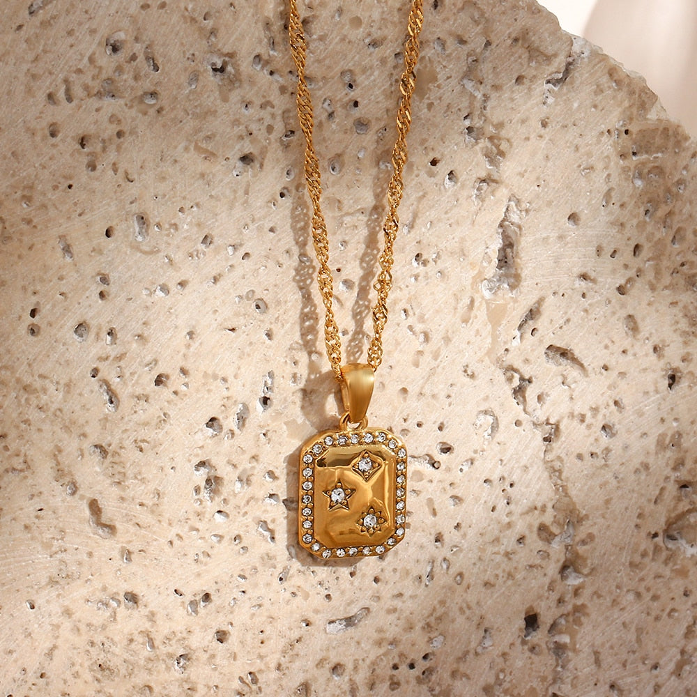 Lyra Pendant Necklace in Gold - Deja Vu Apothecary